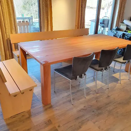 Chalet Wildi Horu Eg 木屋 *